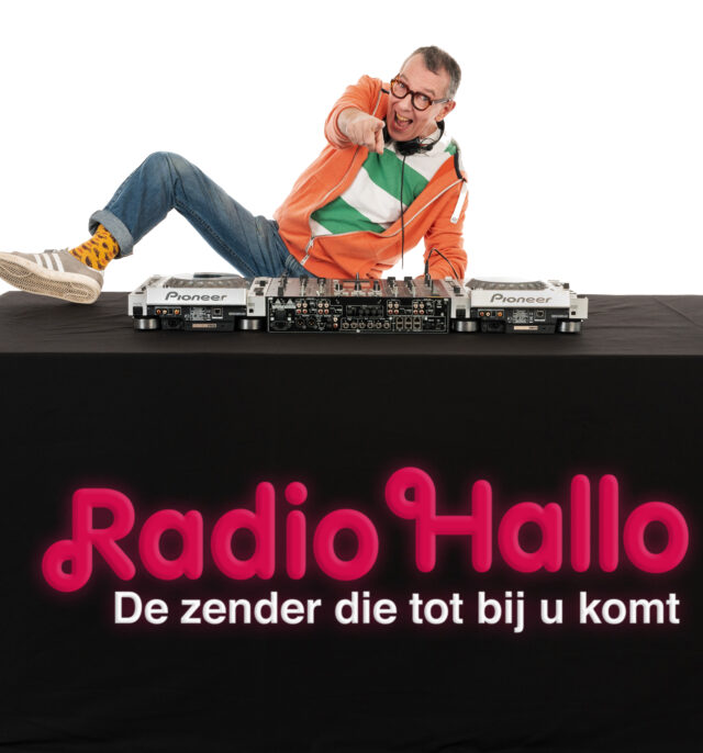 Radio Hallo 002 Wit